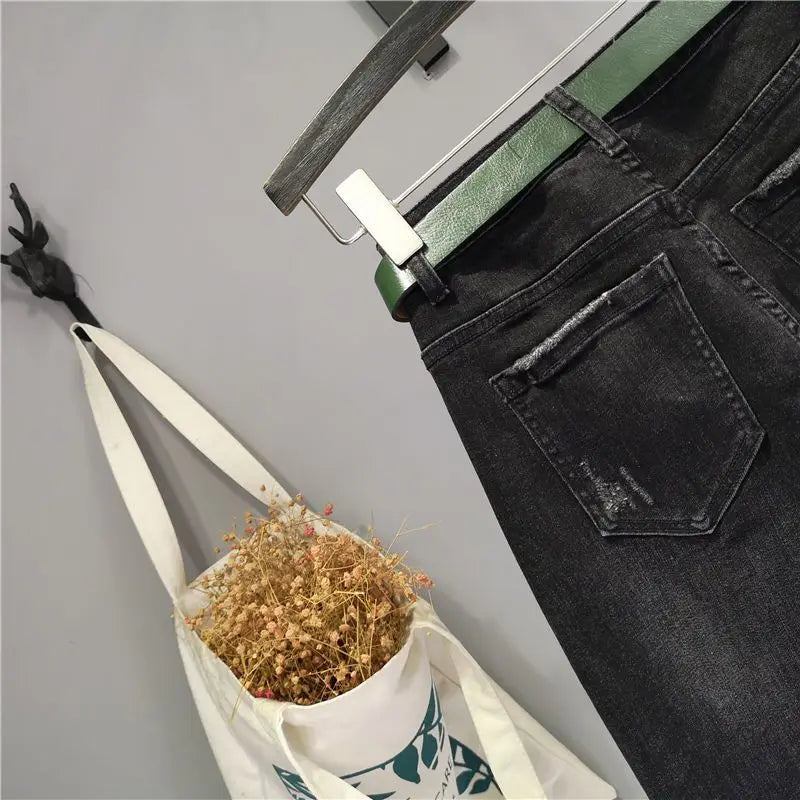 PENDRA Embroidery Elastic Pants