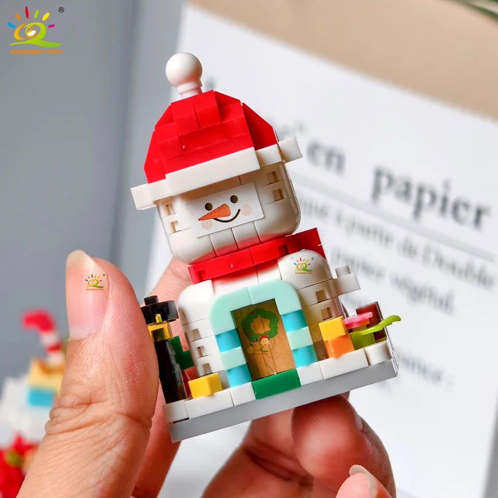 PENDRA Santa Snowman Mini Building Set