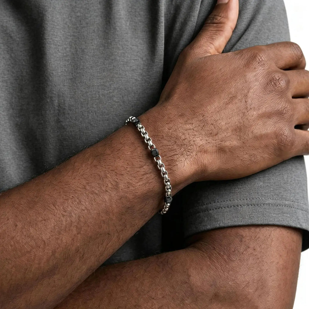 PENDRA Stone Black Bracelet