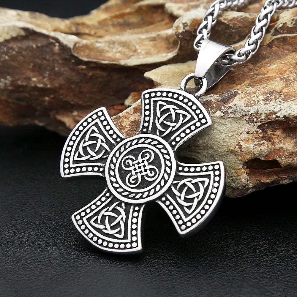 PENDRA Celticknott Cross Celtic Knot Pendant
