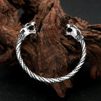 PENDRA OT Buckle Stainless Steel Chain Bracelet