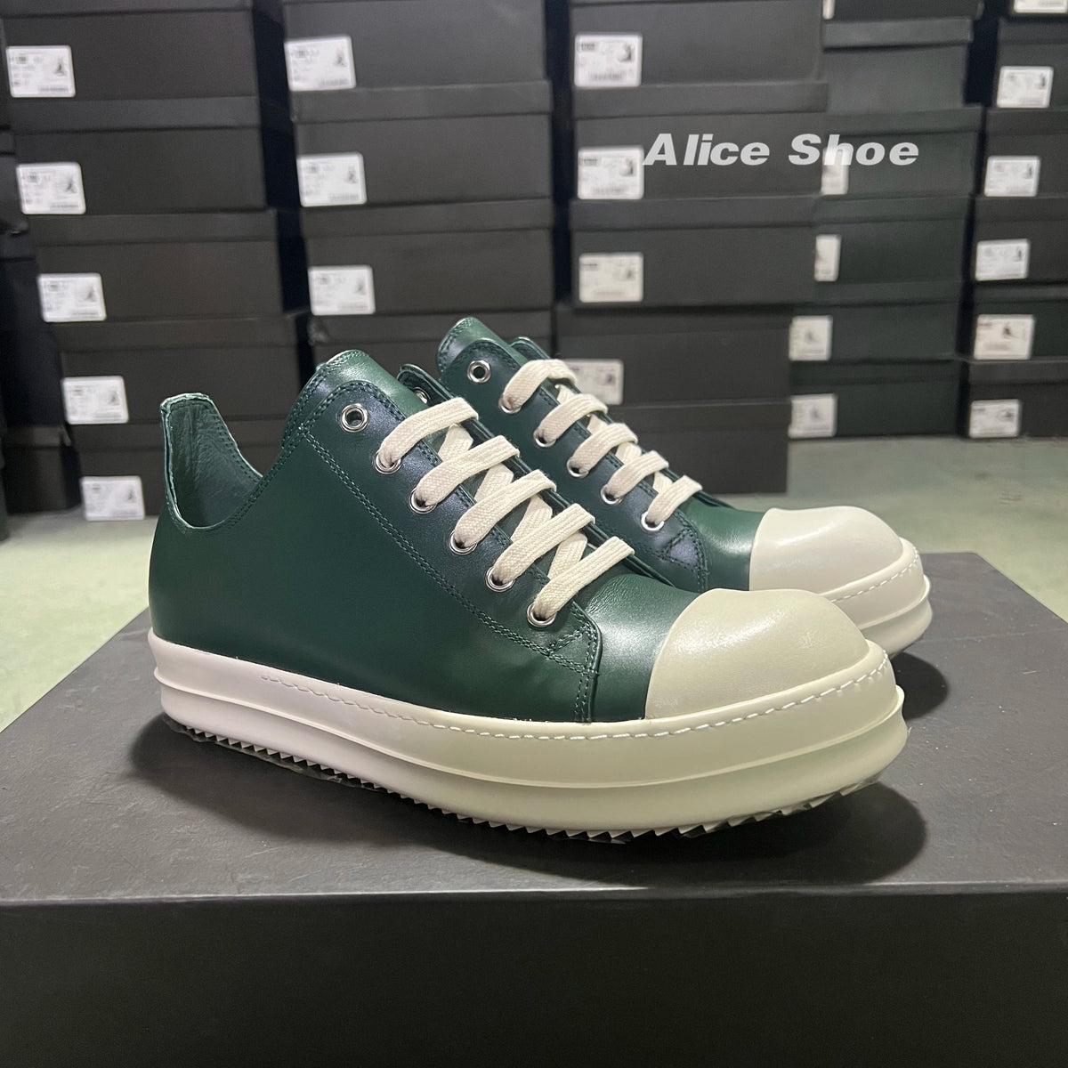 PENDRA Retro Green Green Leather Low-Top Platform Sneakers