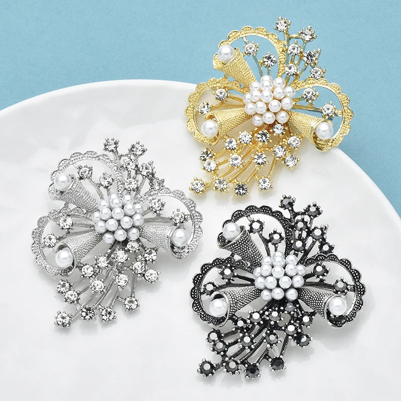 PENDRA Florielle27 Rhinestone Brooch
