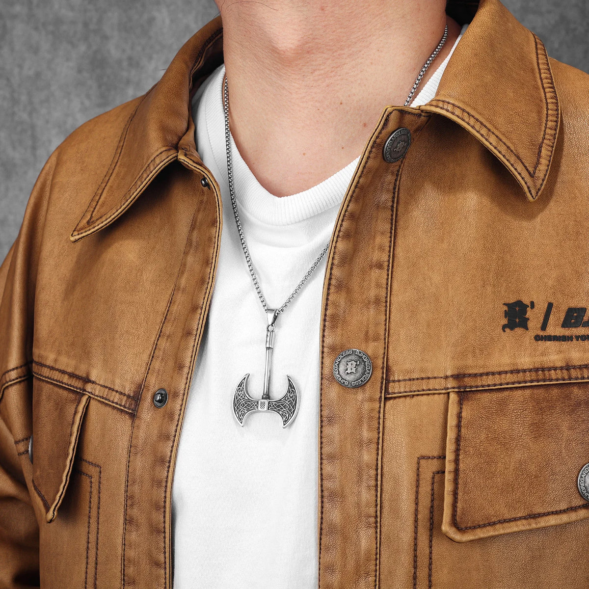 PENDRA Edged Axe Carving Steel Necklace