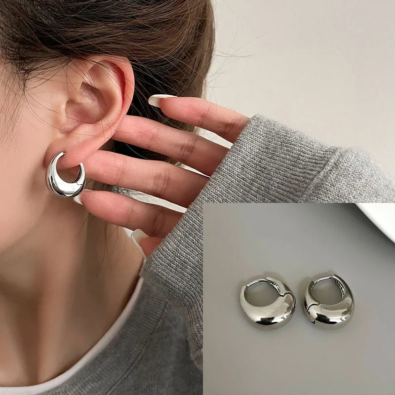 VENTFILLE 925 Sterling Silver  Starfish Hoop Earring for Women New Personality Trendy Starfish Earrings