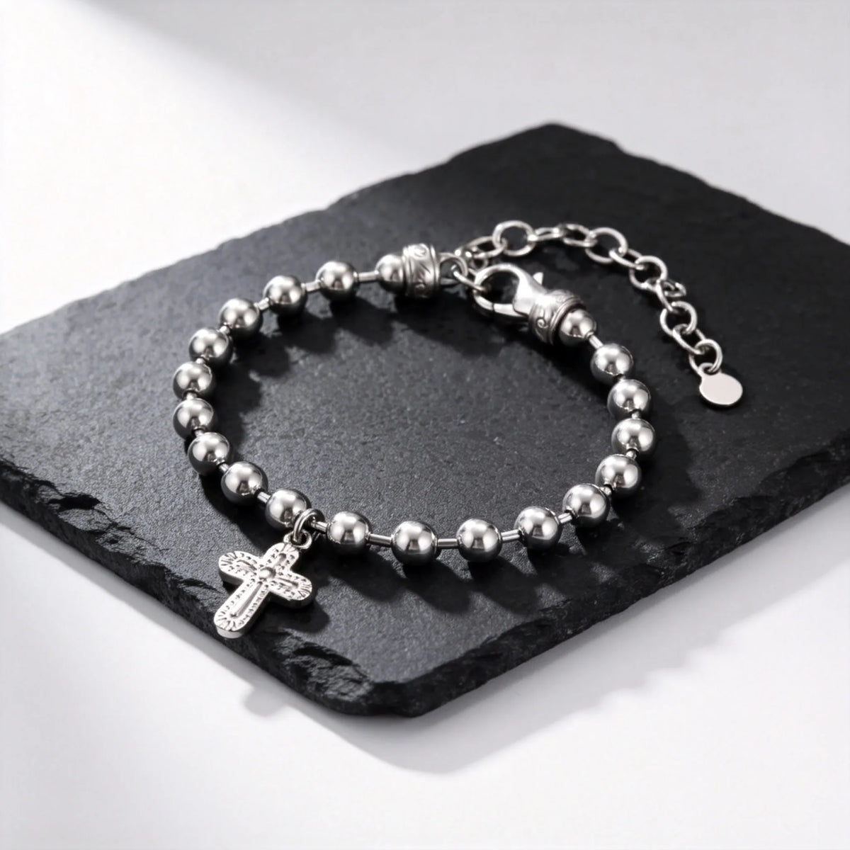 PENDRA Cross Beaded Bracelet