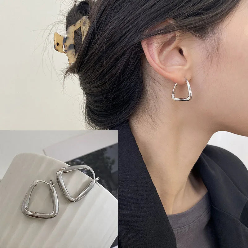VENTFILLE 925 Sterling Silver  Starfish Hoop Earring for Women New Personality Trendy Starfish Earrings