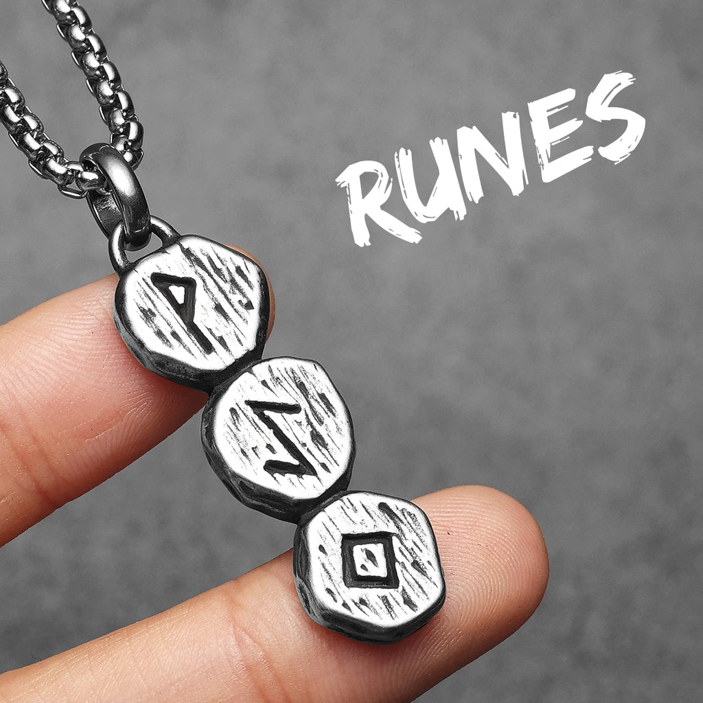 PENDRA Xanrith Viking Rune Necklace