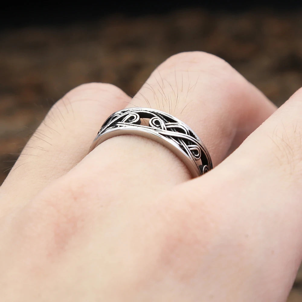PENDRA Celticknot Stainless Steel Celtic Knot Ring