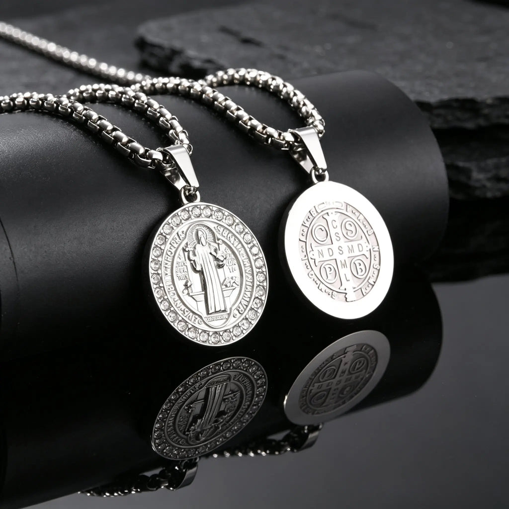 PENDRA ZellaCove Crystal Necklaces