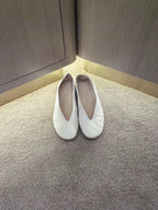 PENDRA Flat Spot Sheepskin Shoes