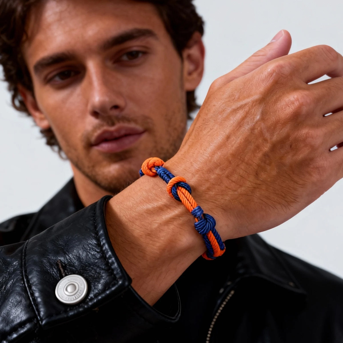 PENDRA Halevex Infinity Knot Bracelet