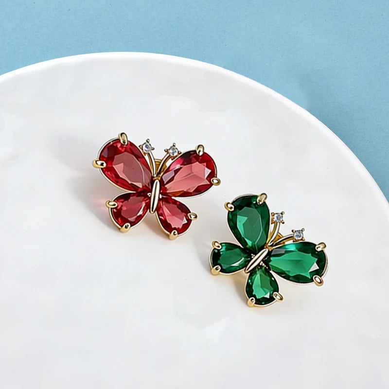 Wuli&baby Cute Butterfly Collar Pins For Women Girls 2-color Rhinestone Insects Brooch Pin Fashion Summer Jewelry Gifts