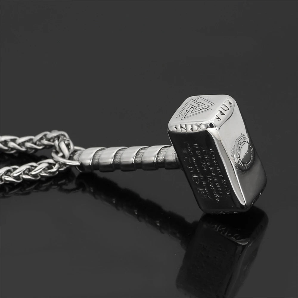 PENDRA Hammer Norse Necklace