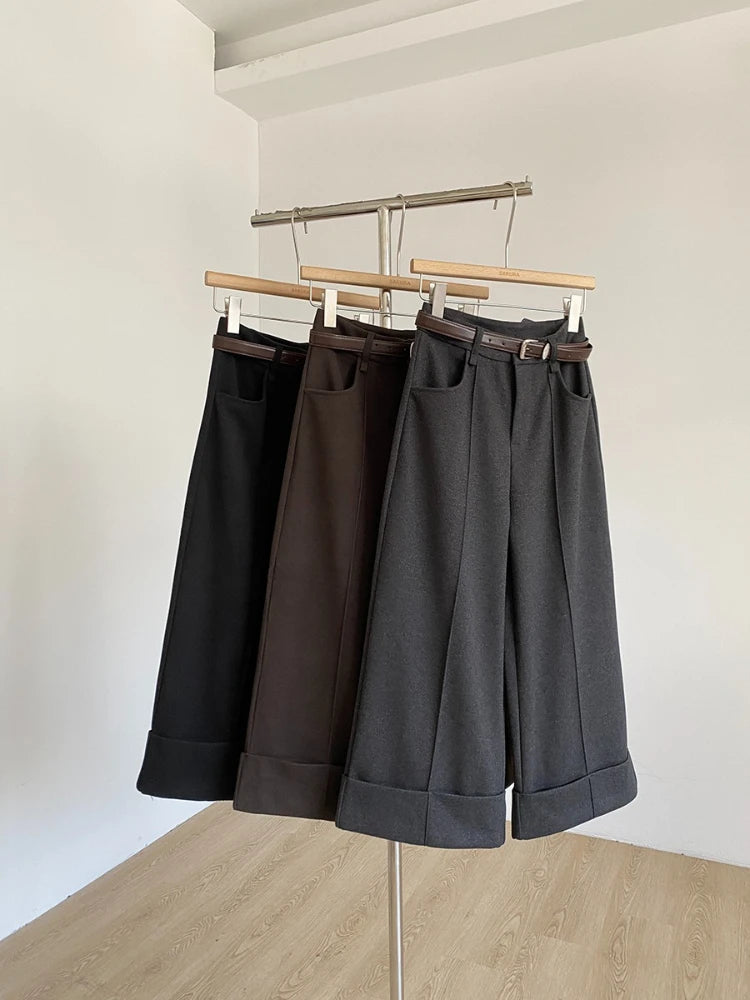 Retro design with rolled edge high waist casual pants 2025 autumn new slim fit and versatile wide leg pants for women