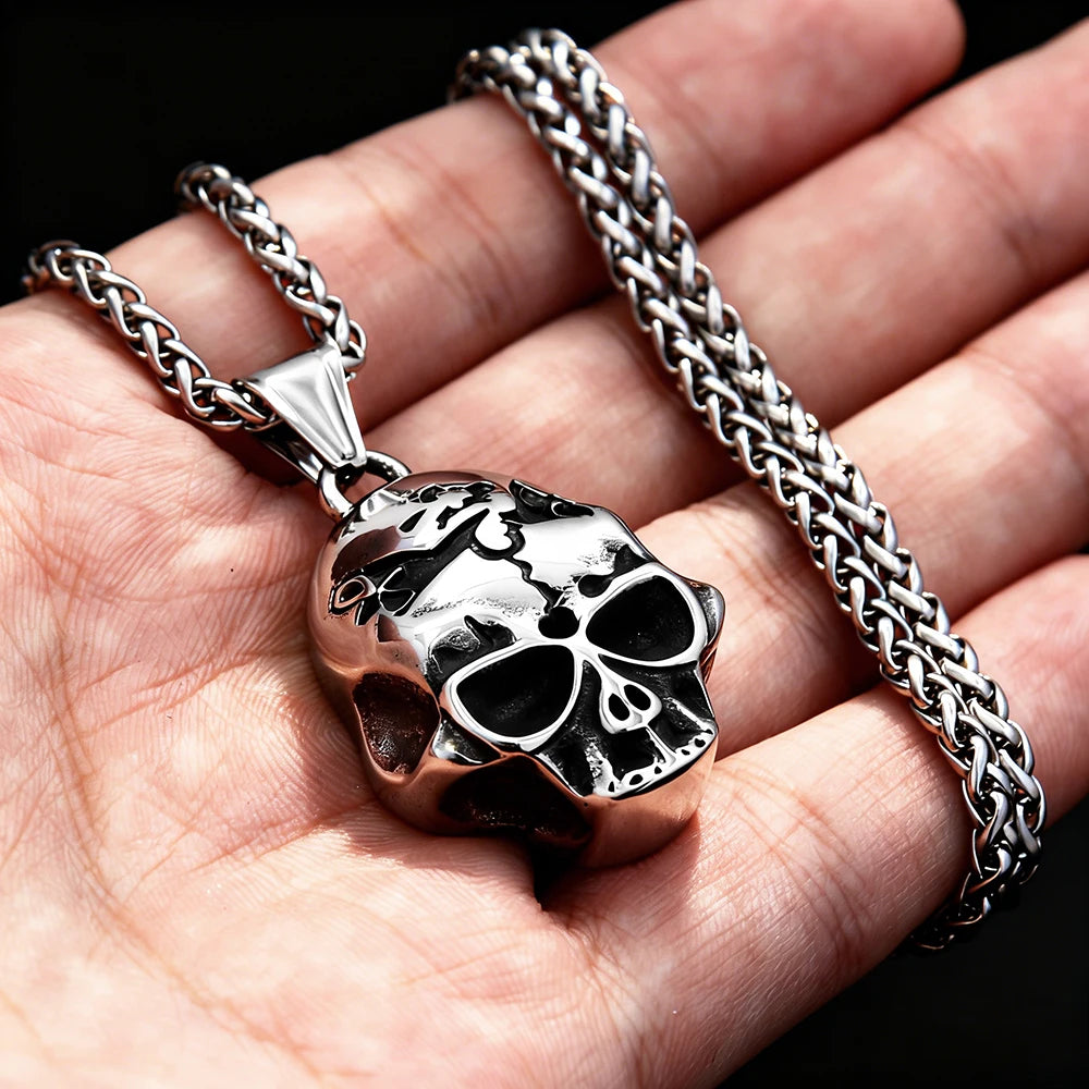 PENDRA Ghostskull Gothic Ghost Skull Pendant Necklace