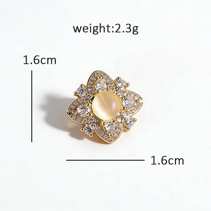 PENDRA Floracollar Flower Collar Pin