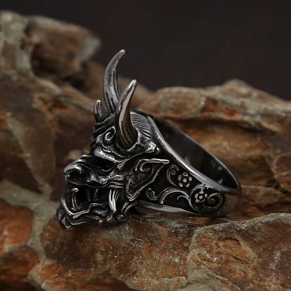 PENDRA Domineer Gothic Skull Ring