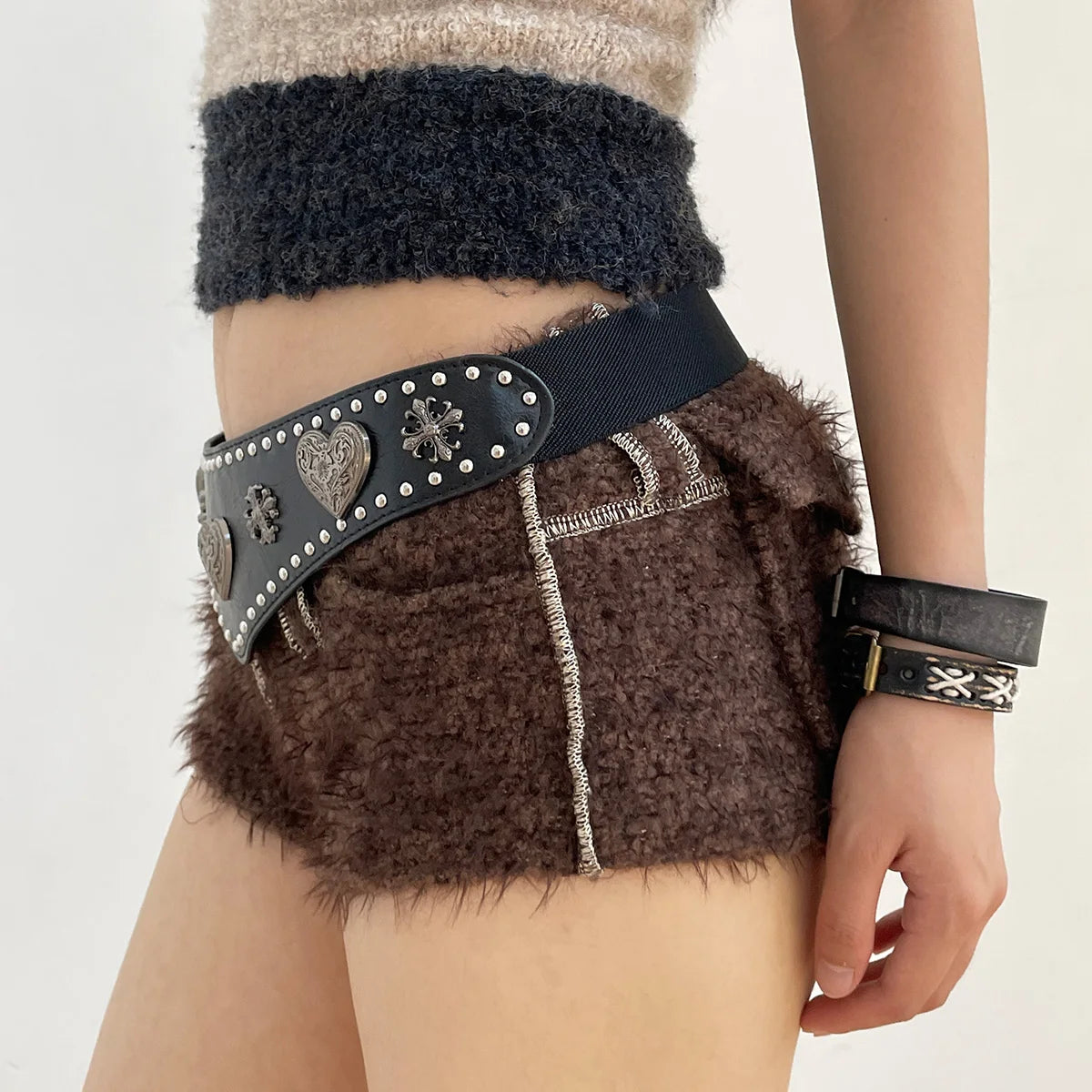 women's black punk heart-shaped Dress Coat jeans belt suitable for daily travel Gothic Accessories Corset Belt y2k Cummerbunds