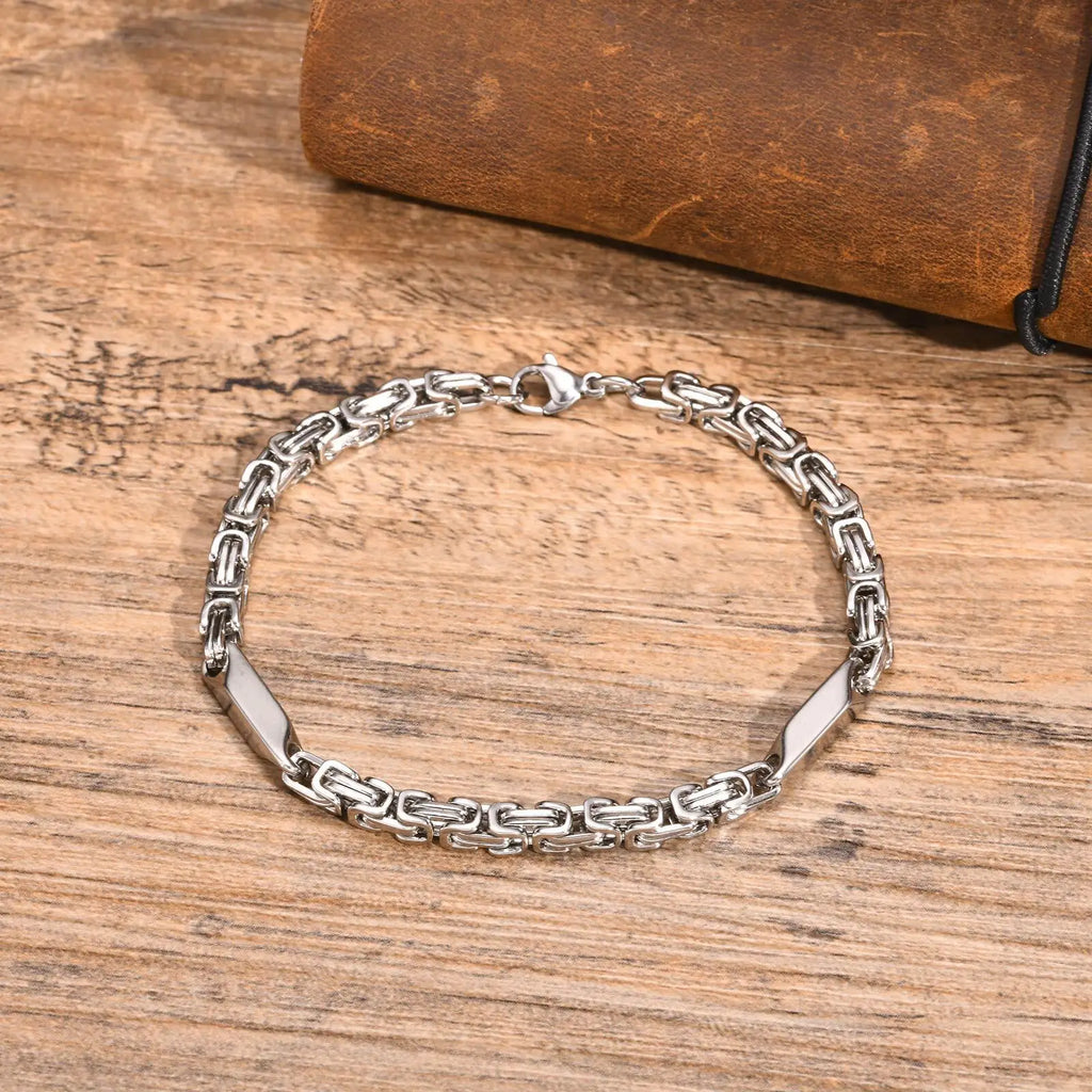 PENDRA Thin Byzantine Bracelet
