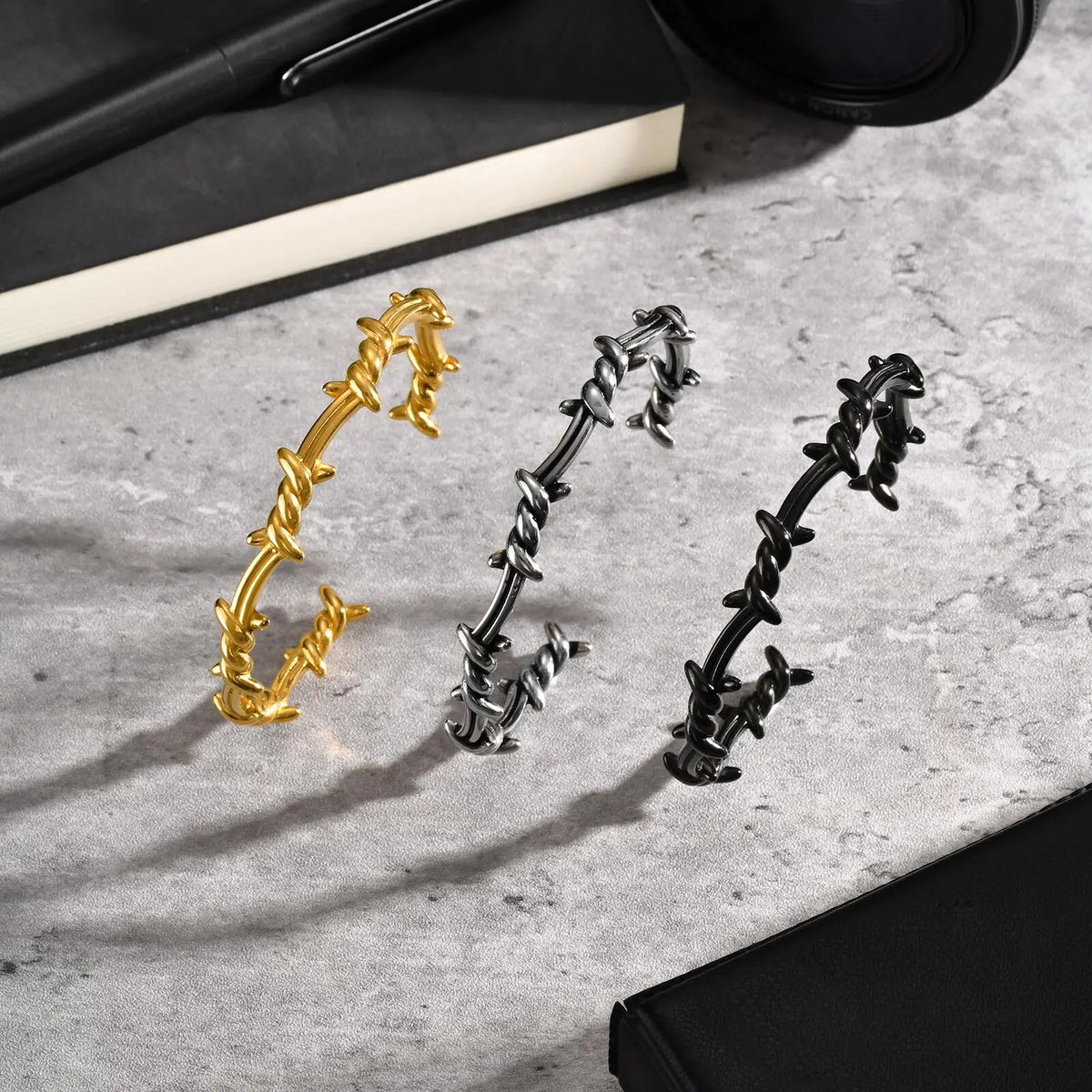 PENDRA Corquin Minimalist Bracelet