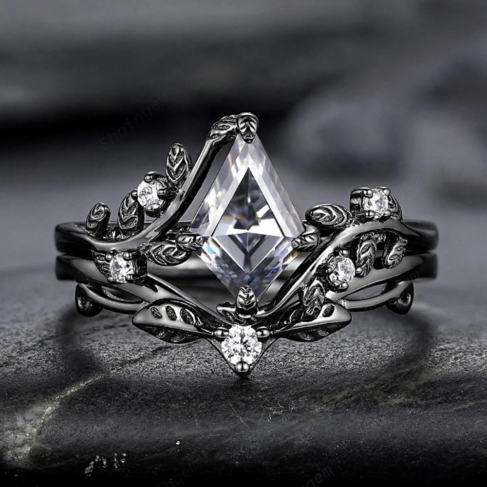 PENDRA Luxury Black Ring