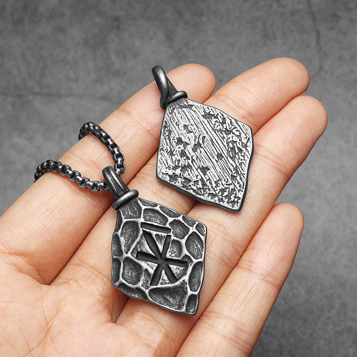 Retro Viking Rune Amulets Men Necklaces Stainless Steel Pendant Chain Women Punk Fashion Jewelry New Accessories Gifts Wholesale