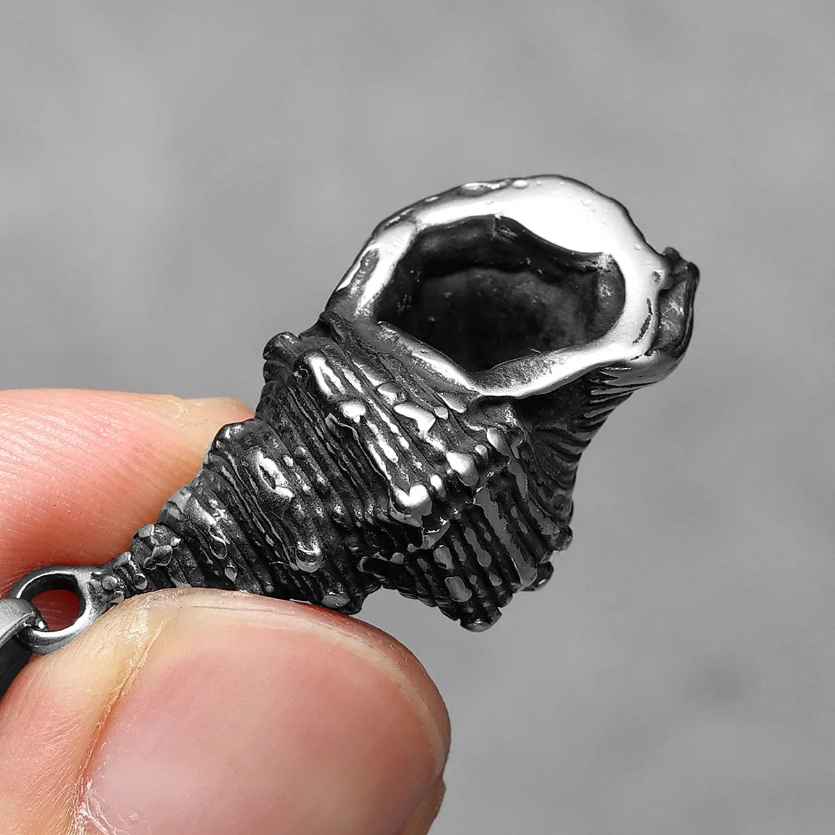 PENDRA Conch Stuff Steel Necklace