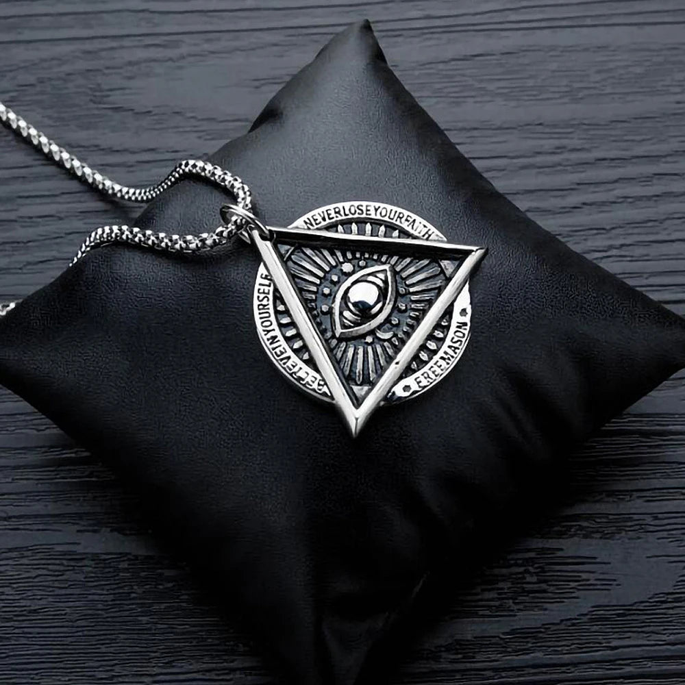 PENDRA AllSeeingEye Stainless Steel Eye Pendant