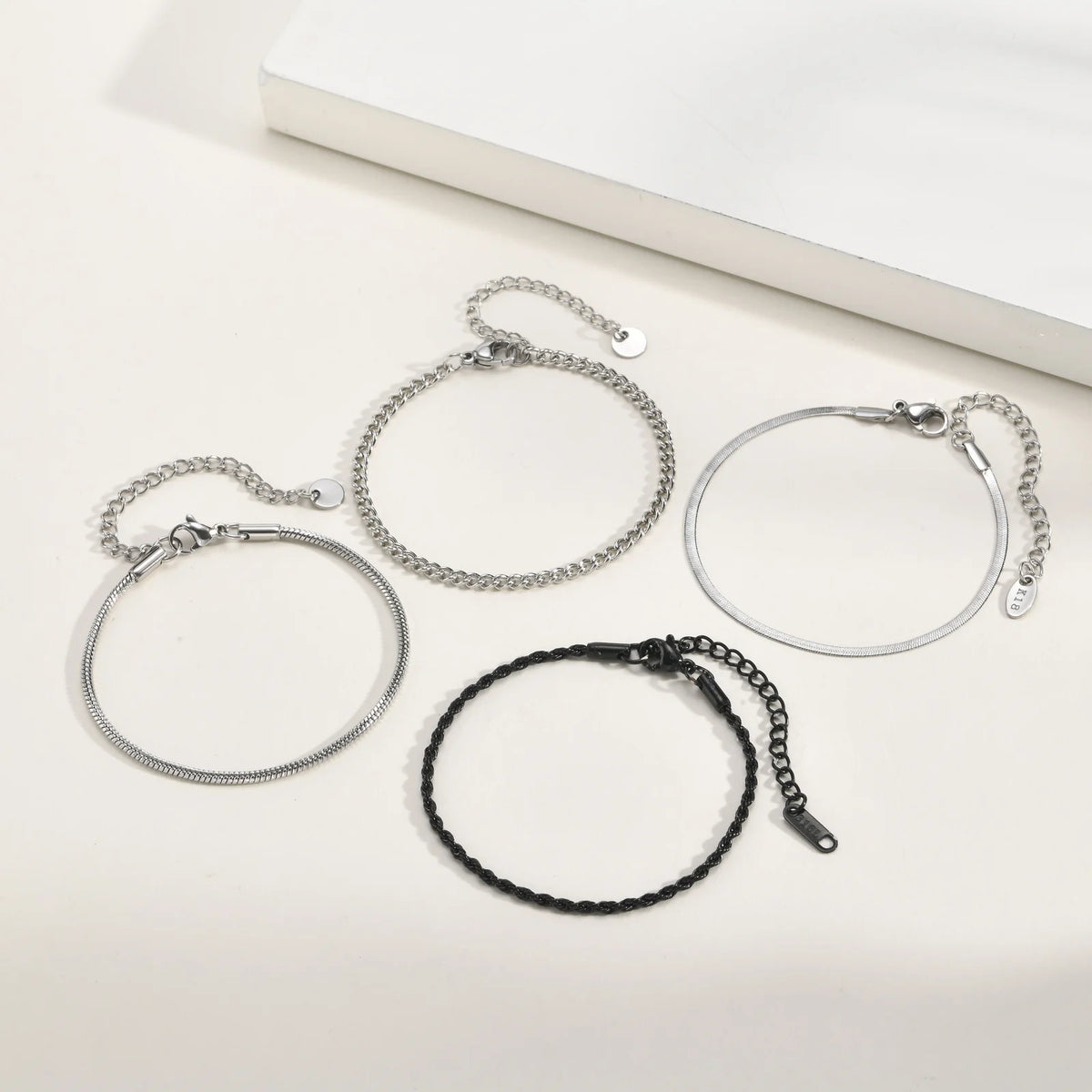 PENDRA Cuban Twisted Rope Bracelet