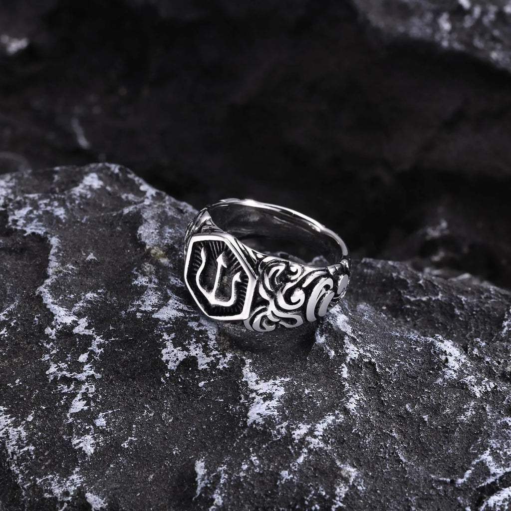 Mprainbow Mens Tridant Signet Ring, Waterproof Stainless Steel Geometric Top Stamp Finger Band, Rock Punk Gifts for Him Jewelry