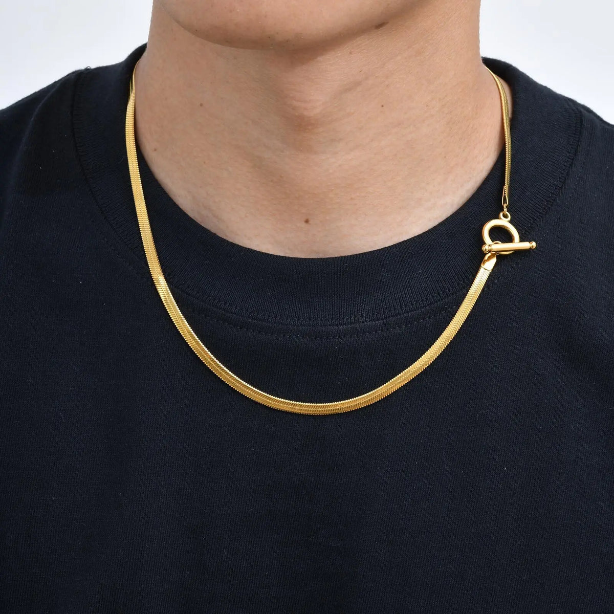 PENDRA Toggle Flat Chain Necklace