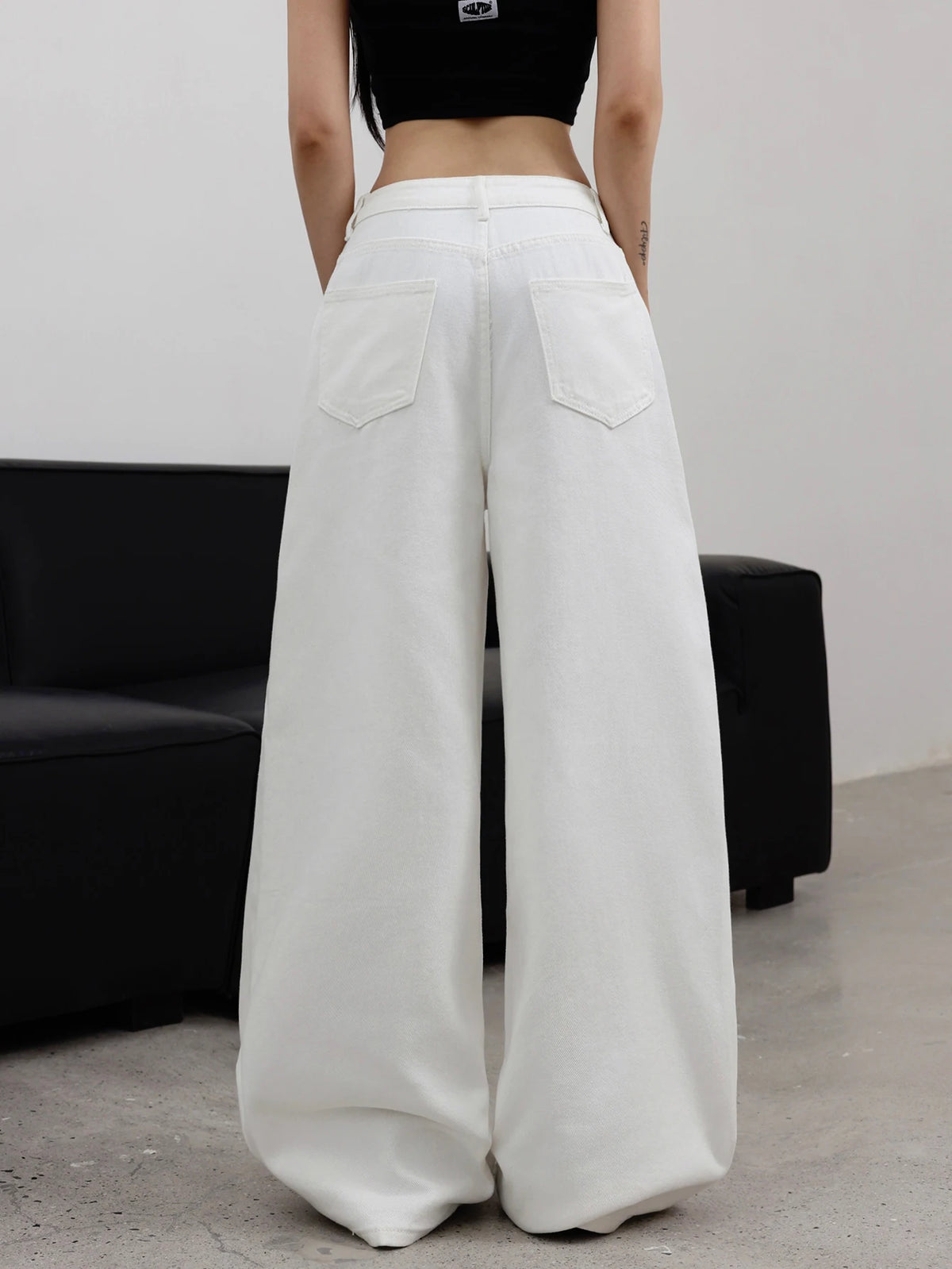 Women's White Classic Basics Versatile Fashionable Loose Jeans