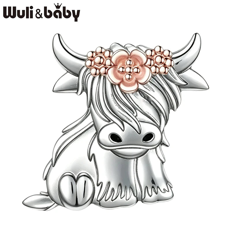 PENDRA Cute Highland Cow Brooch