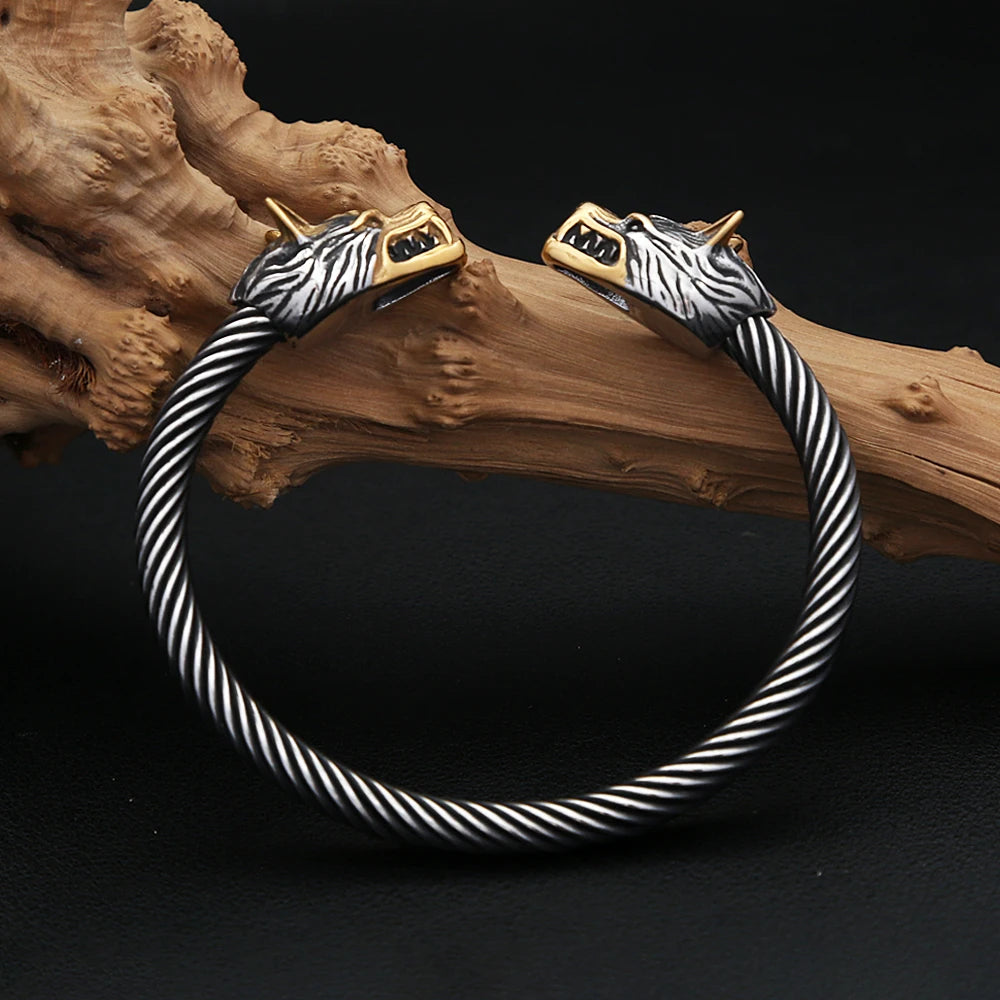 PENDRA Wolfduo Vintage Viking Double Wolf Bracelet