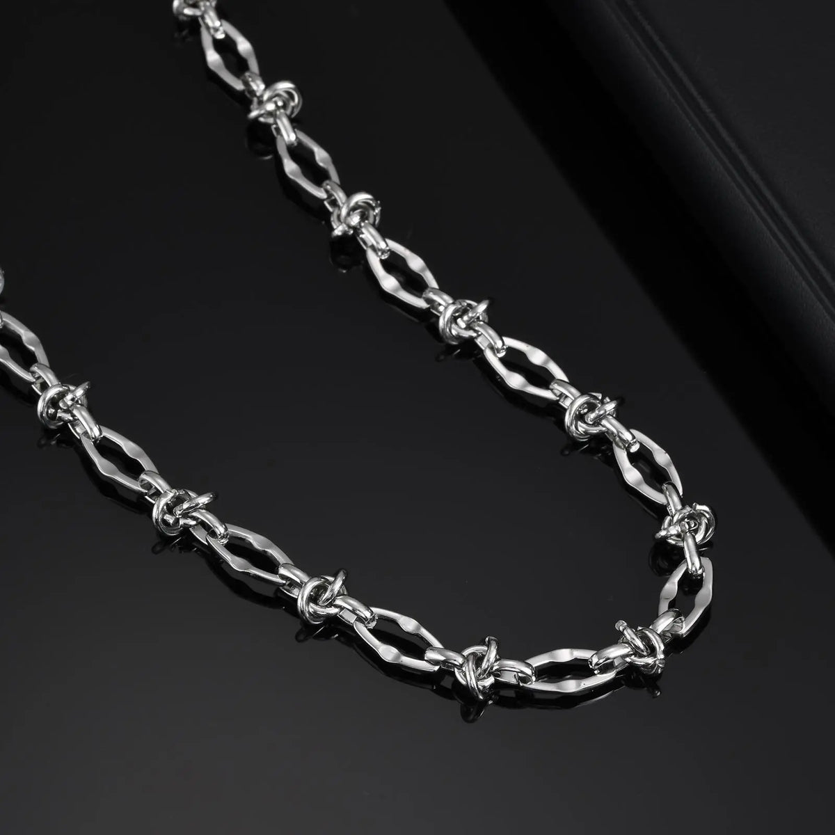 Hiphop Lips Necklaces for Men Boys,Never Fade Irregular Knot Splicing Collars,Cool Rock Punk Jewelry Gifts