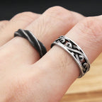 PENDRA Mobius Simple Stainless Steel Ring