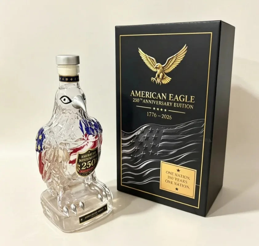 2026 USA Independence 250 Years Eagle Shaped Glass Decanter Painted Whiskey Bottle Collectible Bar Decoration