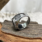 PENDRA Wolf Rune Ring