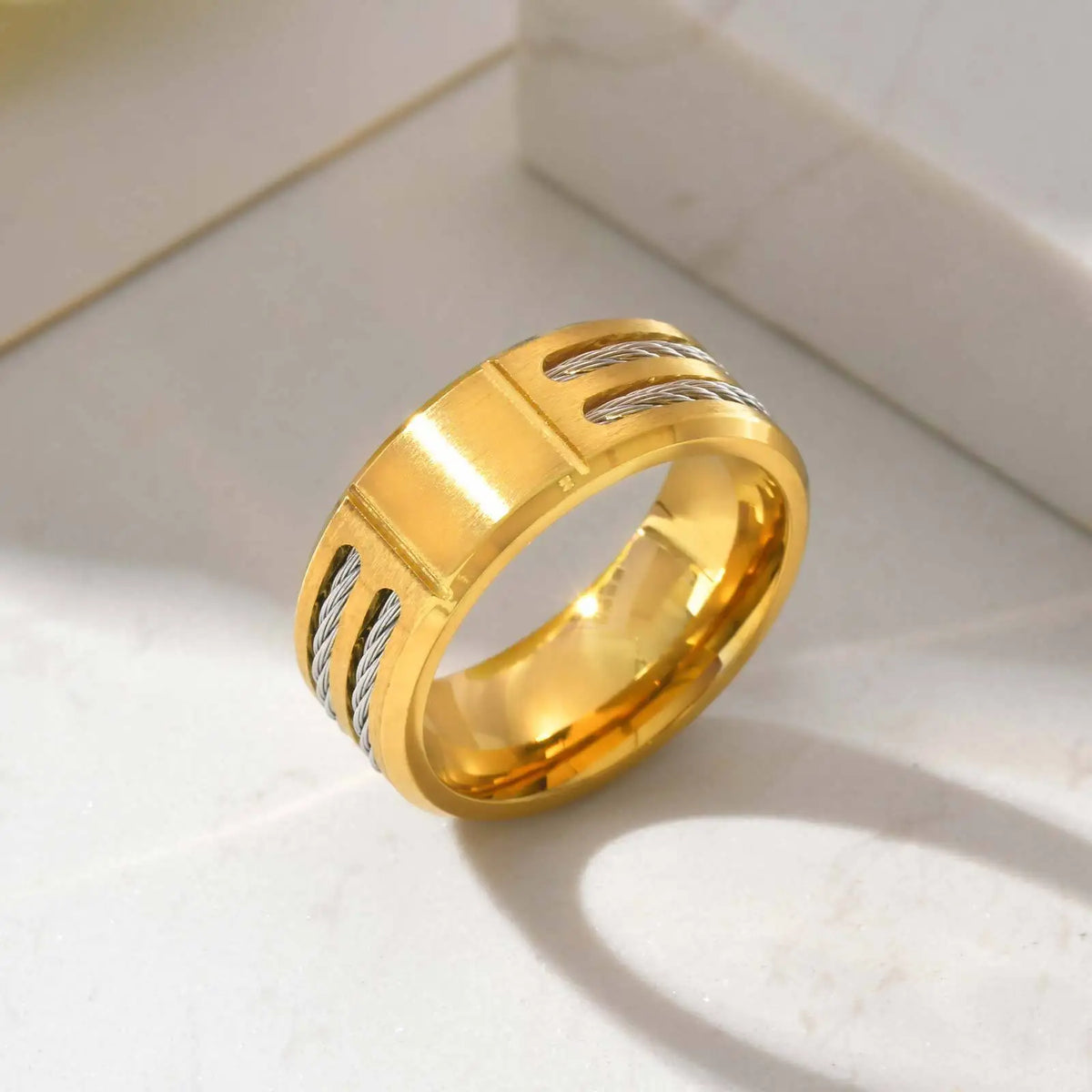 Chunky A-Z 26 Initials Ring for Men,Gold Color Stainless Steel Alphabet Ring with Wire,Stylish Wedding Jewelry Gifts for Him