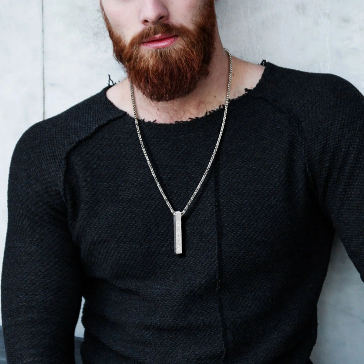 PENDRA Arabic Vertical Pendant Necklace