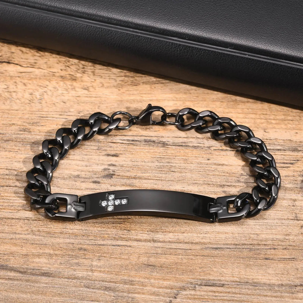 PENDRA Gavdell Custom Engraved Bracelet