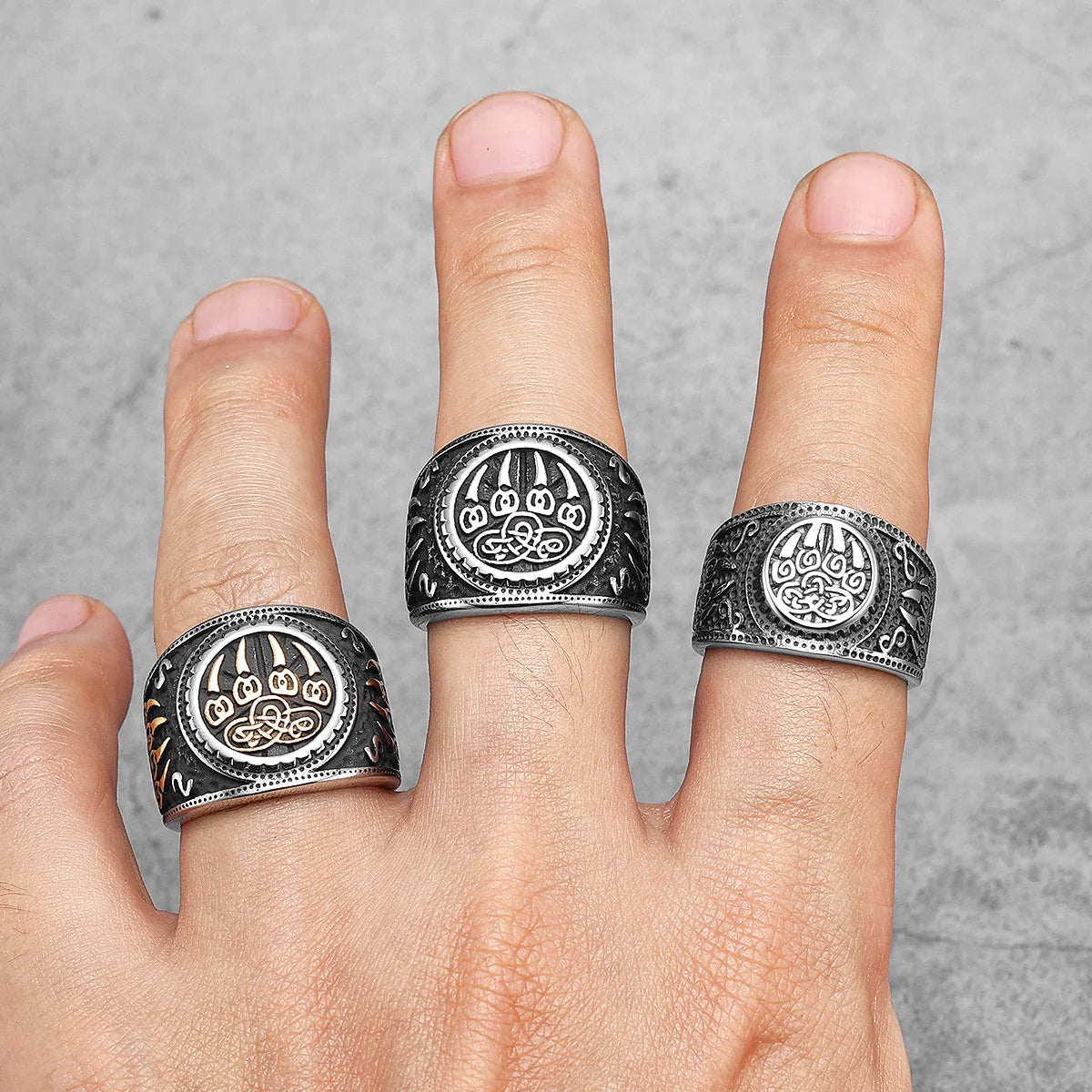 PENDRA Viking Runes Wolf Ring