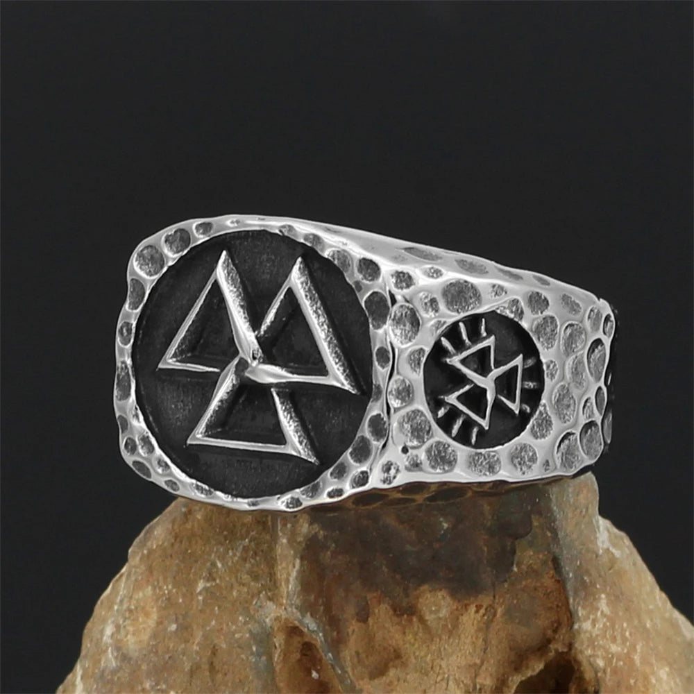PENDRA Rune Compass Ring