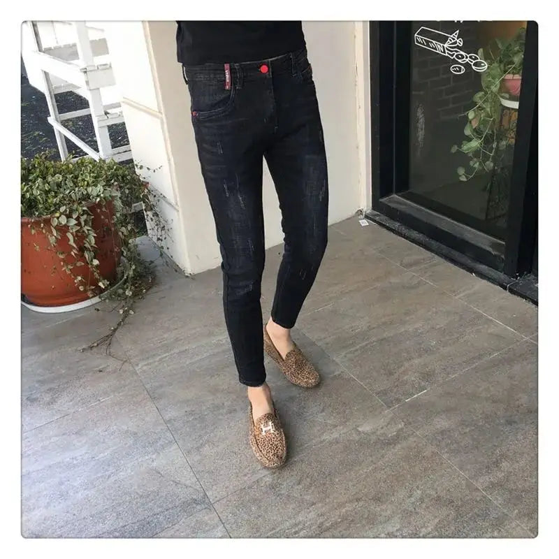 High Quality Stylish Low Rise Men's Designer Clothes New Blue Embroidered Jeans for Men Slim Kpop Style Students Cowboy Pants