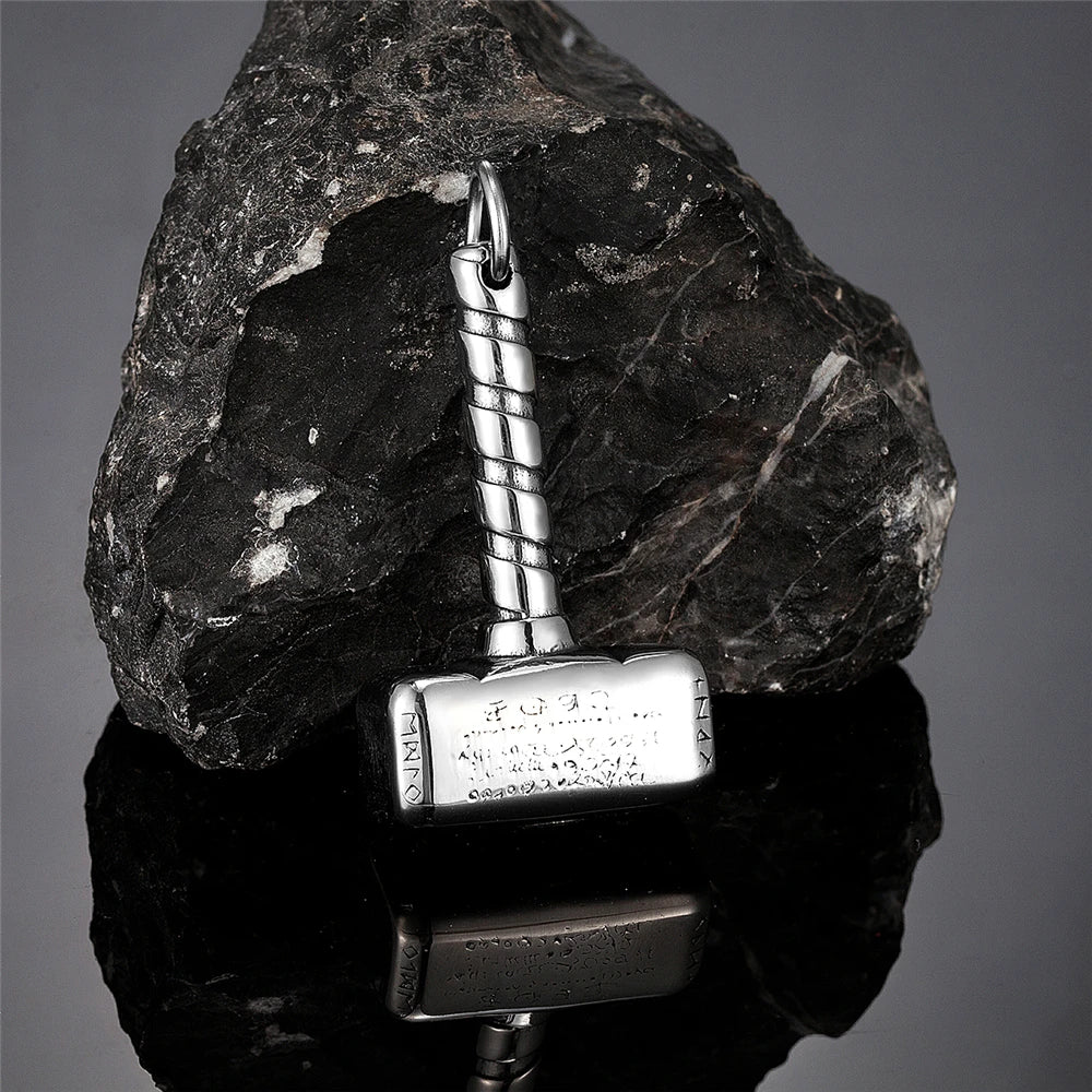 PENDRA Hammer Norse Necklace