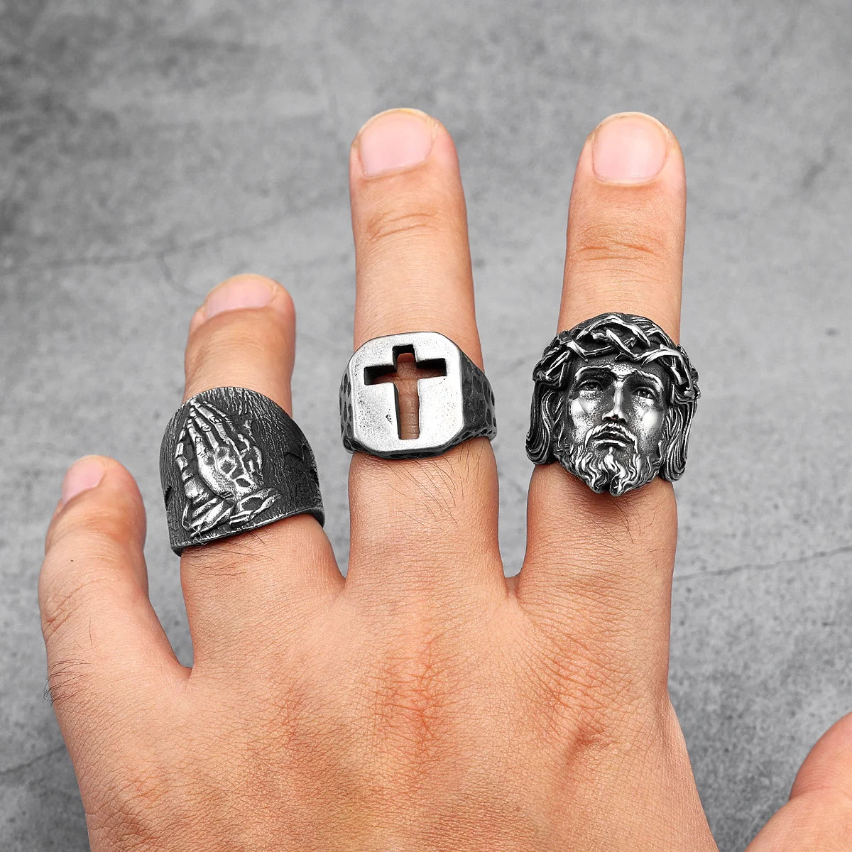 Religion Jesus Skull Stainless Steel Womens Mens Rings Punk Vintage Amulet for Boyfriend Biker Jewelry Creativity Gift Wholesale