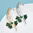 PENDRA Enkiana Enkianthus Chinensis Pearl Flower Brooch