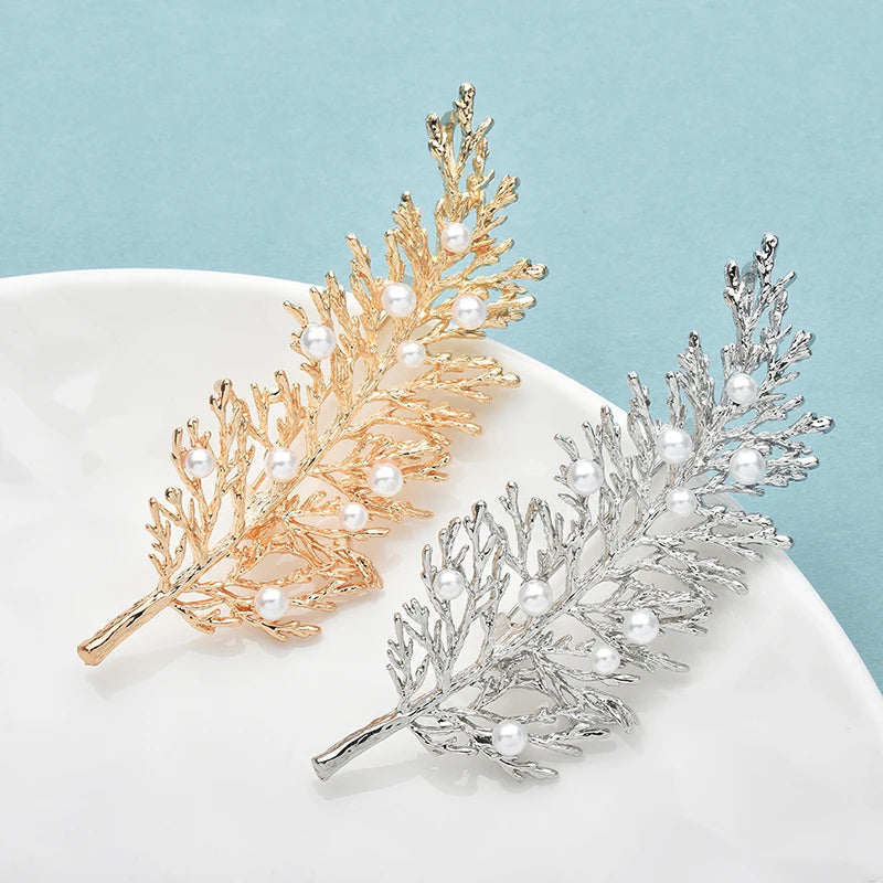 PENDRA Sylva 2-Color Pearl Leaf Brooch