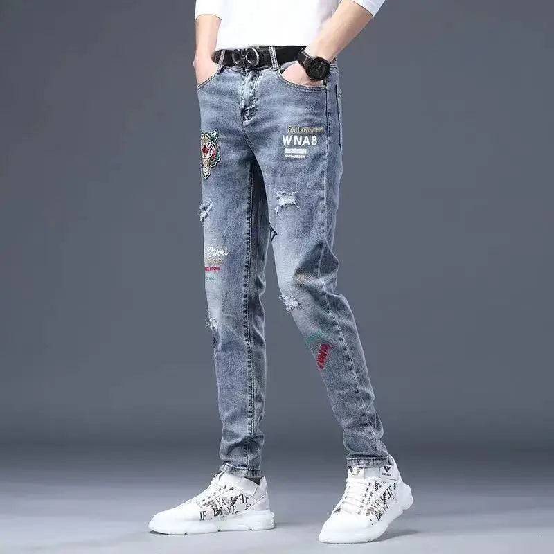 Hot Sale Men's Luxury Jeans Streetwear Denim Pants Punk Distressed Hole Tiger Embroidery Patches Stretch Skinny Ripped Trouser